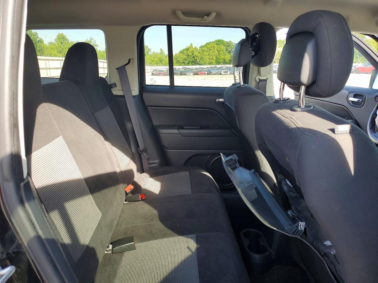 JEEP PATRIOT 2016 — 12