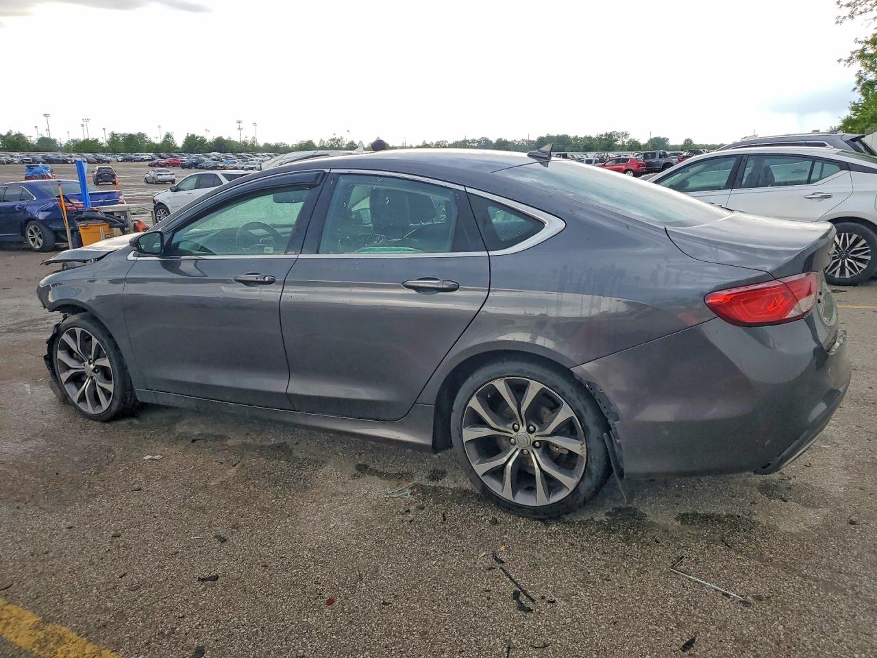 CHRYSLER 200 2015 — 3