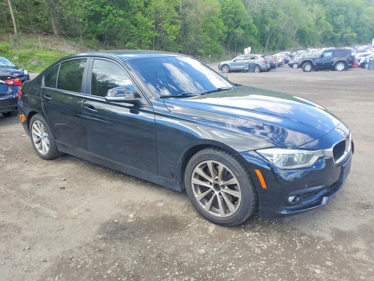 BMW 320 2018 — 5
