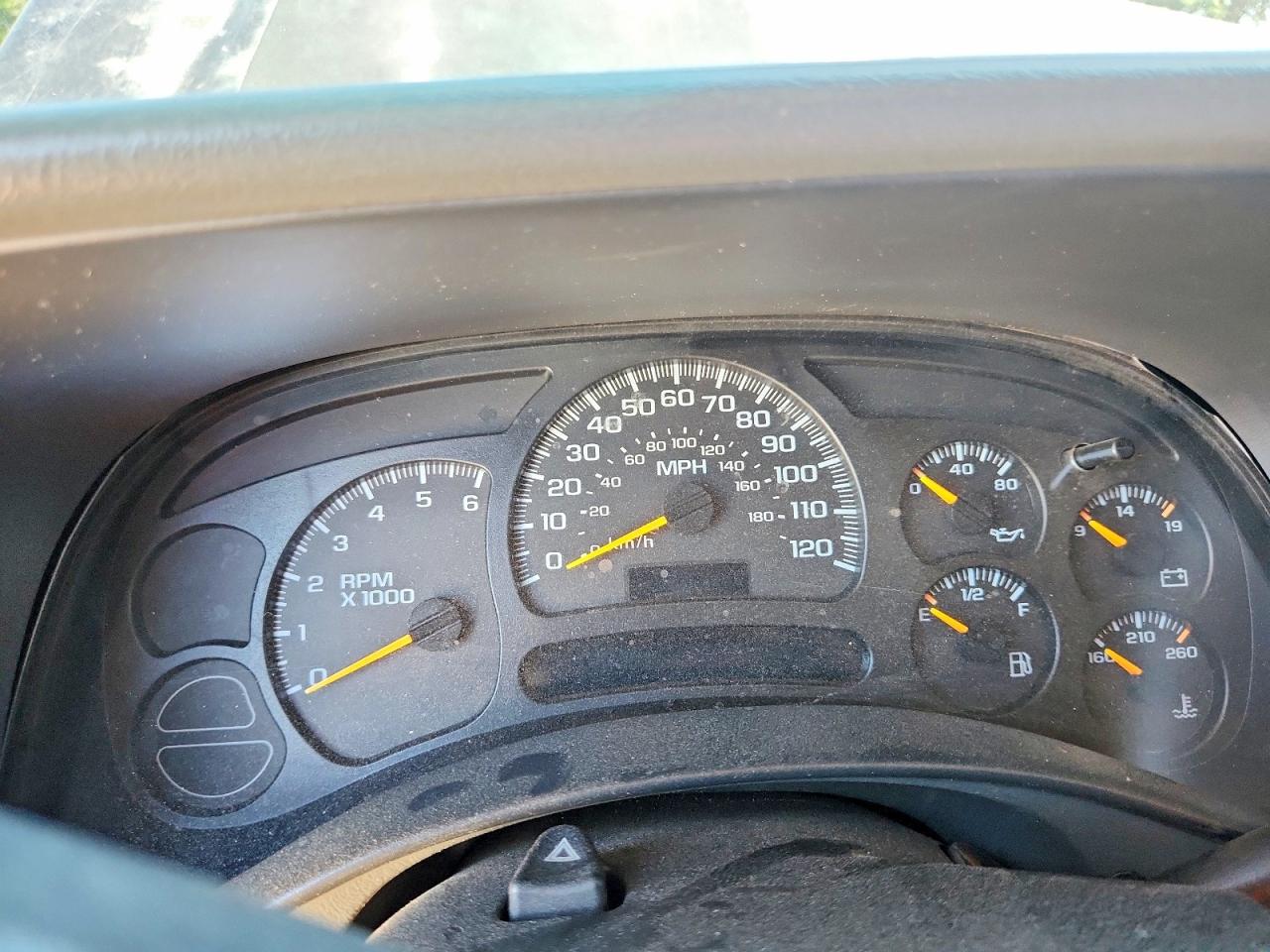 CHEVROLET AVALANCHE 2005 — 10