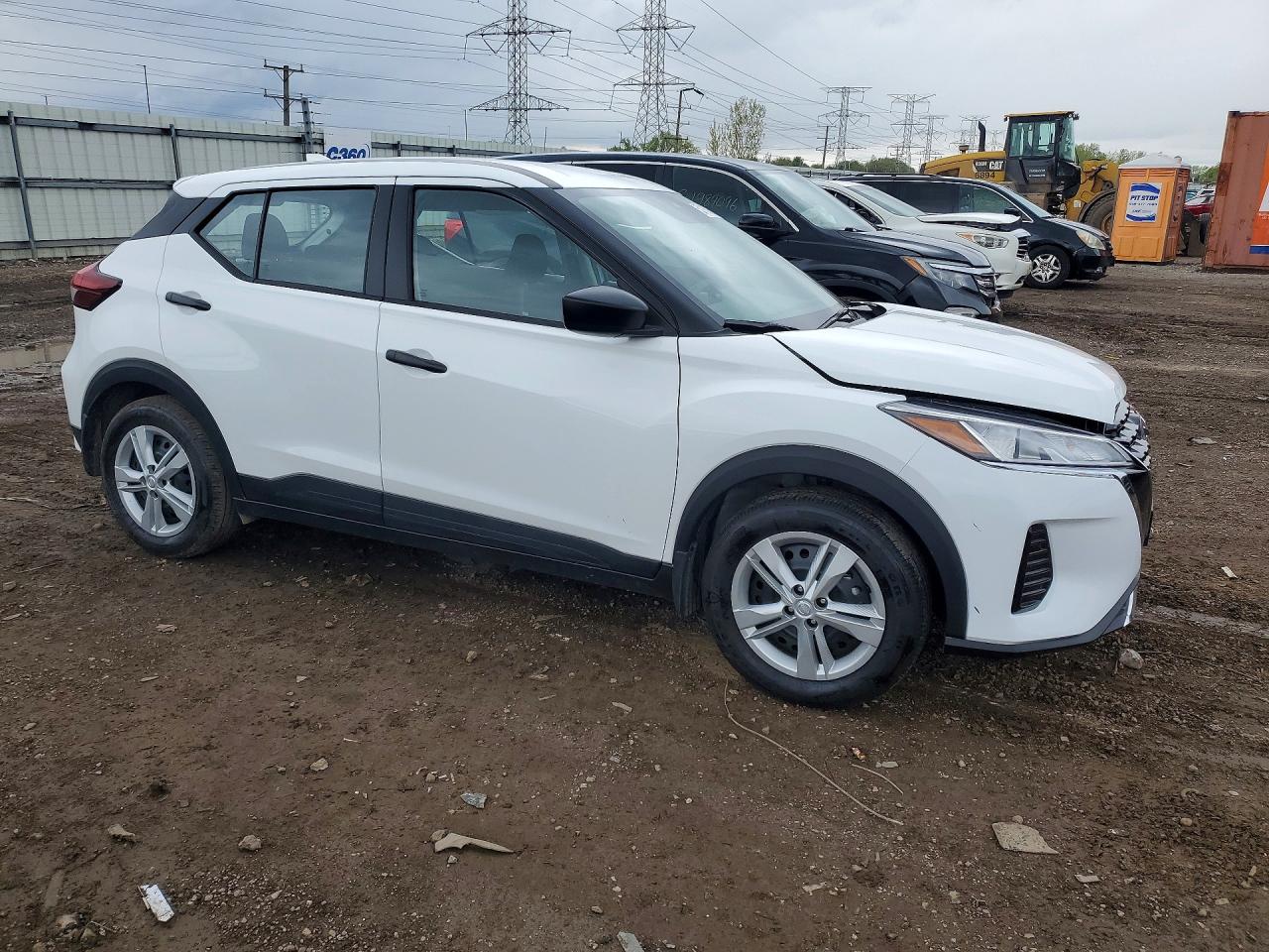 2025 NISSAN KICKS PLAY S