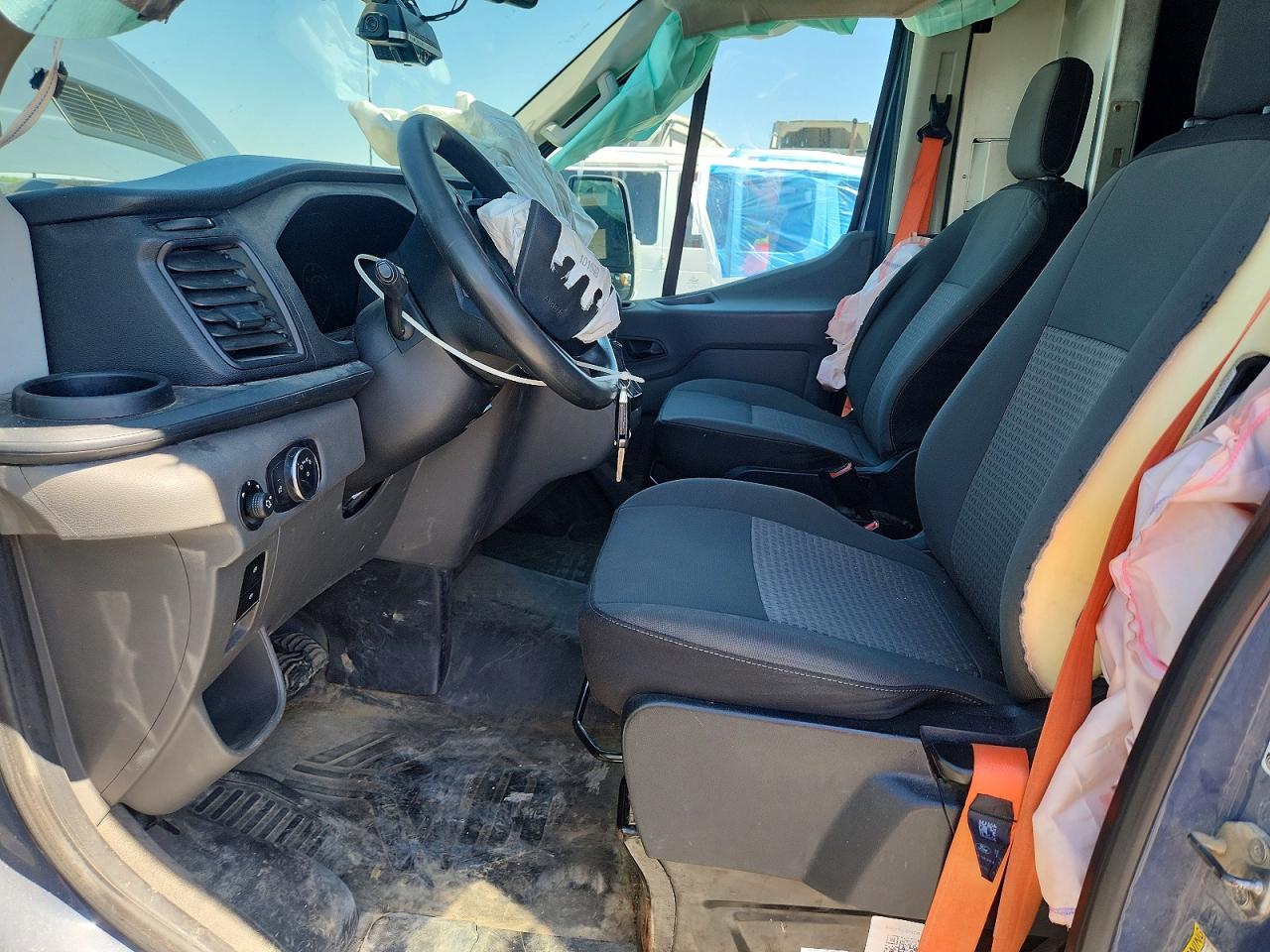 FORD TRANSIT 2021 — 8