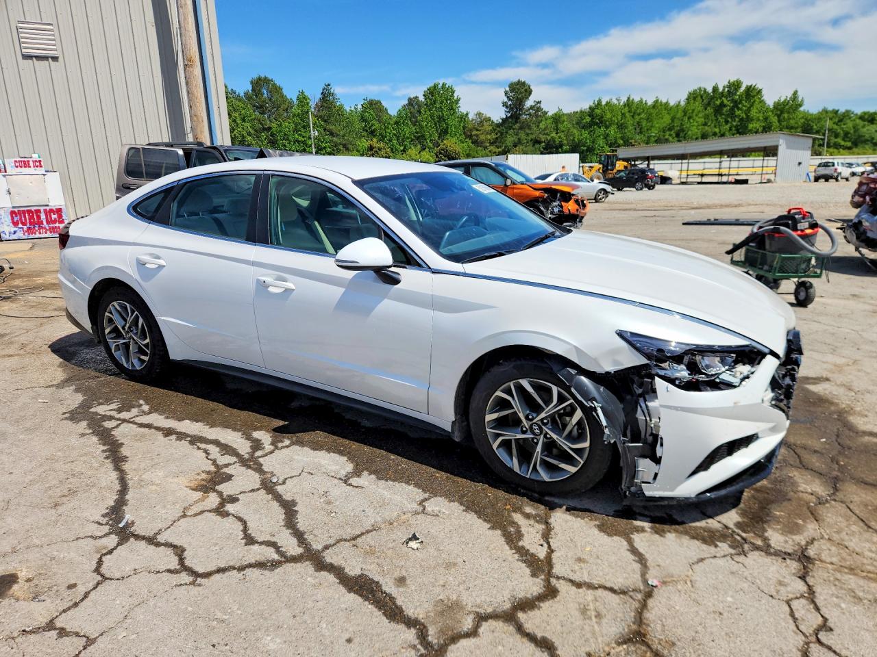 HYUNDAI SONATA 2022 — 5