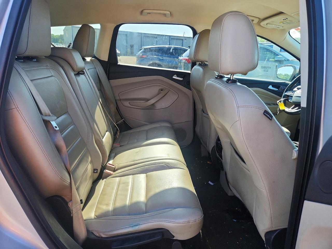 FORD ESCAPE 2017 — 12