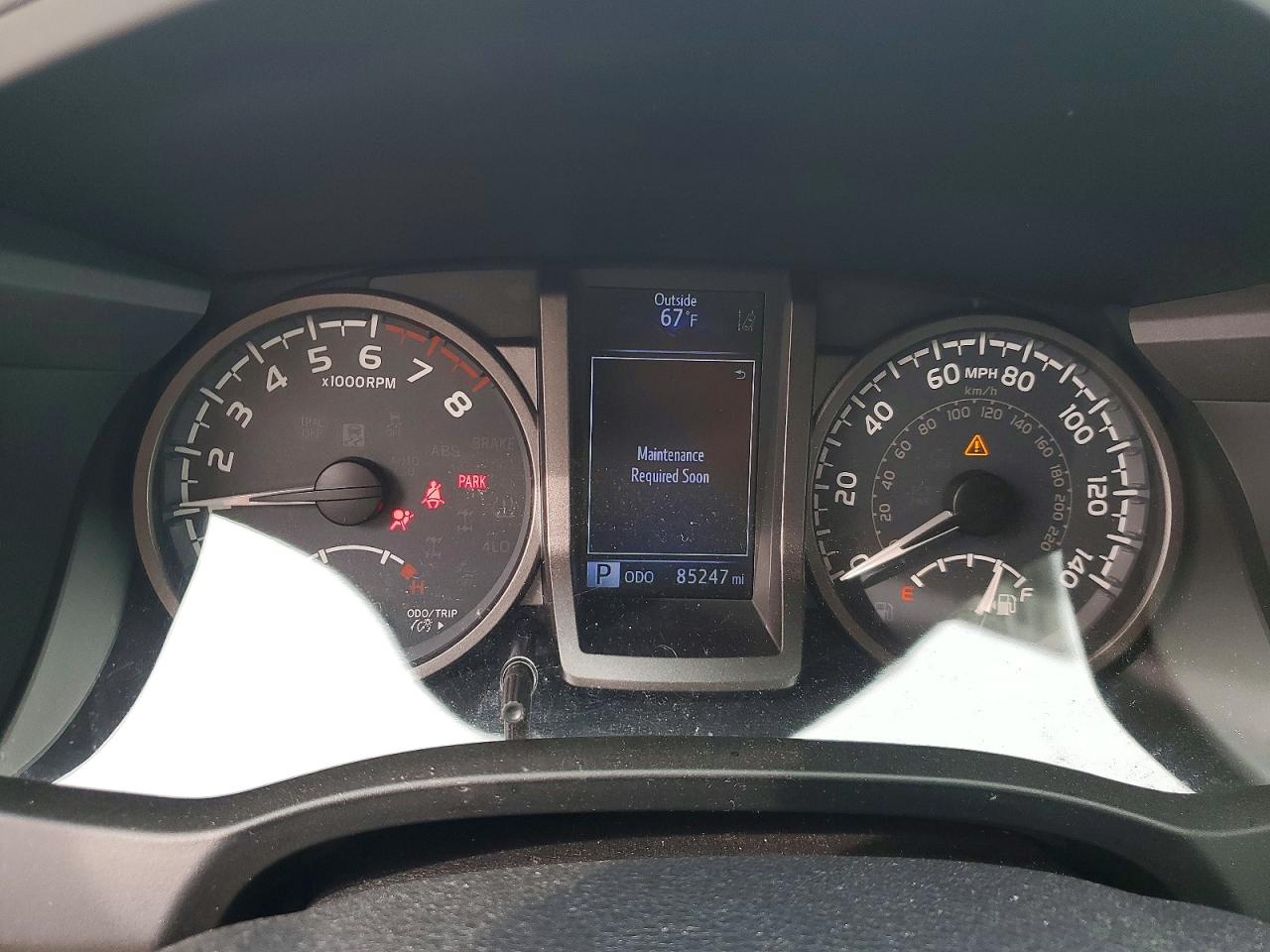 TOYOTA TACOMA 2018 — 10