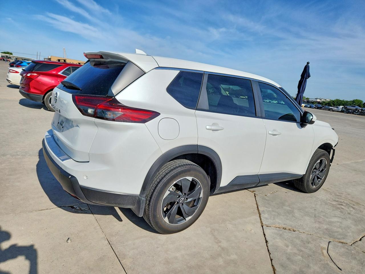 NISSAN ROGUE 2025 — 4