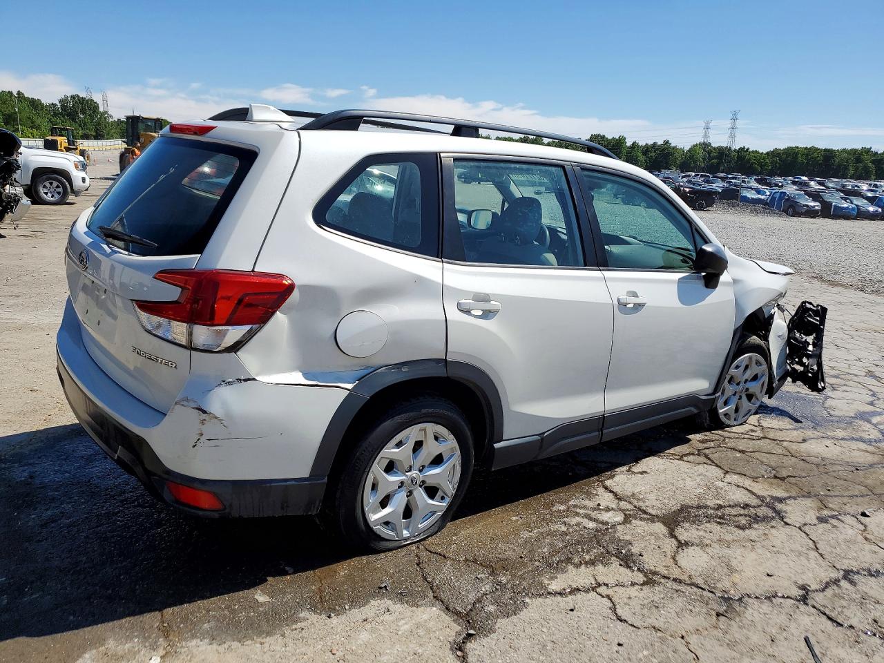 SUBARU FORESTER 2019 — 4