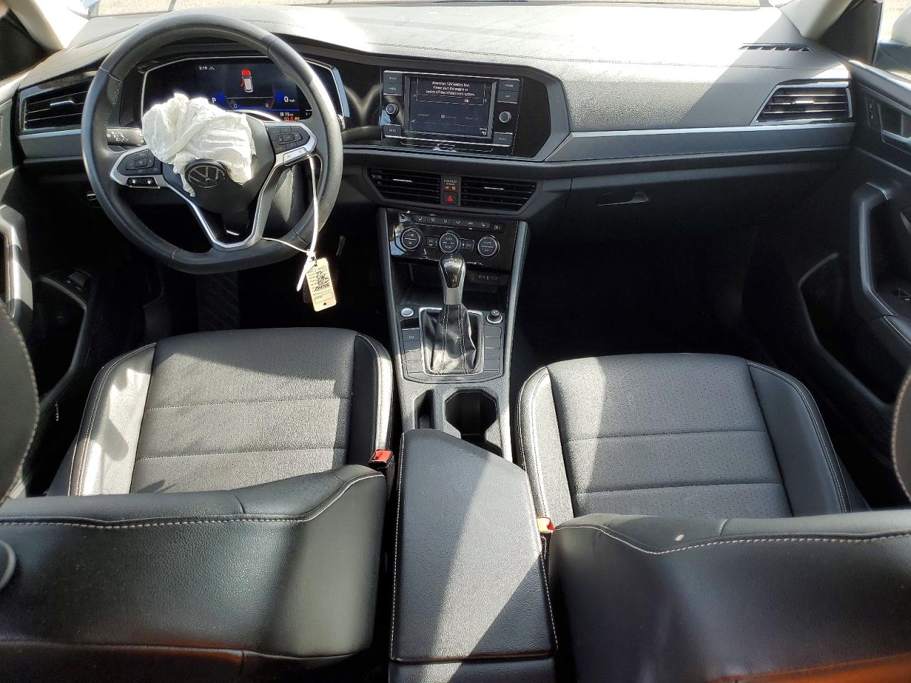 VOLKSWAGEN JETTA 2022 — 9