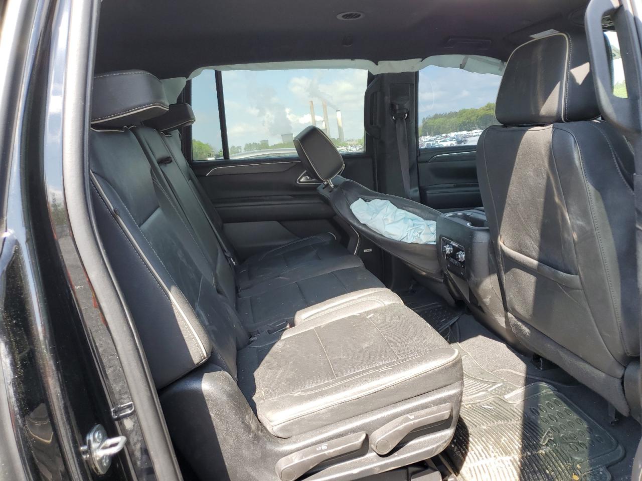 GMC YUKON XL 2023 — 12