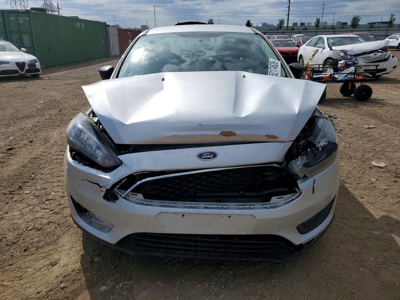 FORD FOCUS 2017 — 6