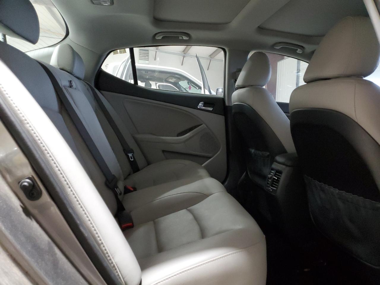 KIA OPTIMA 2015 — 11