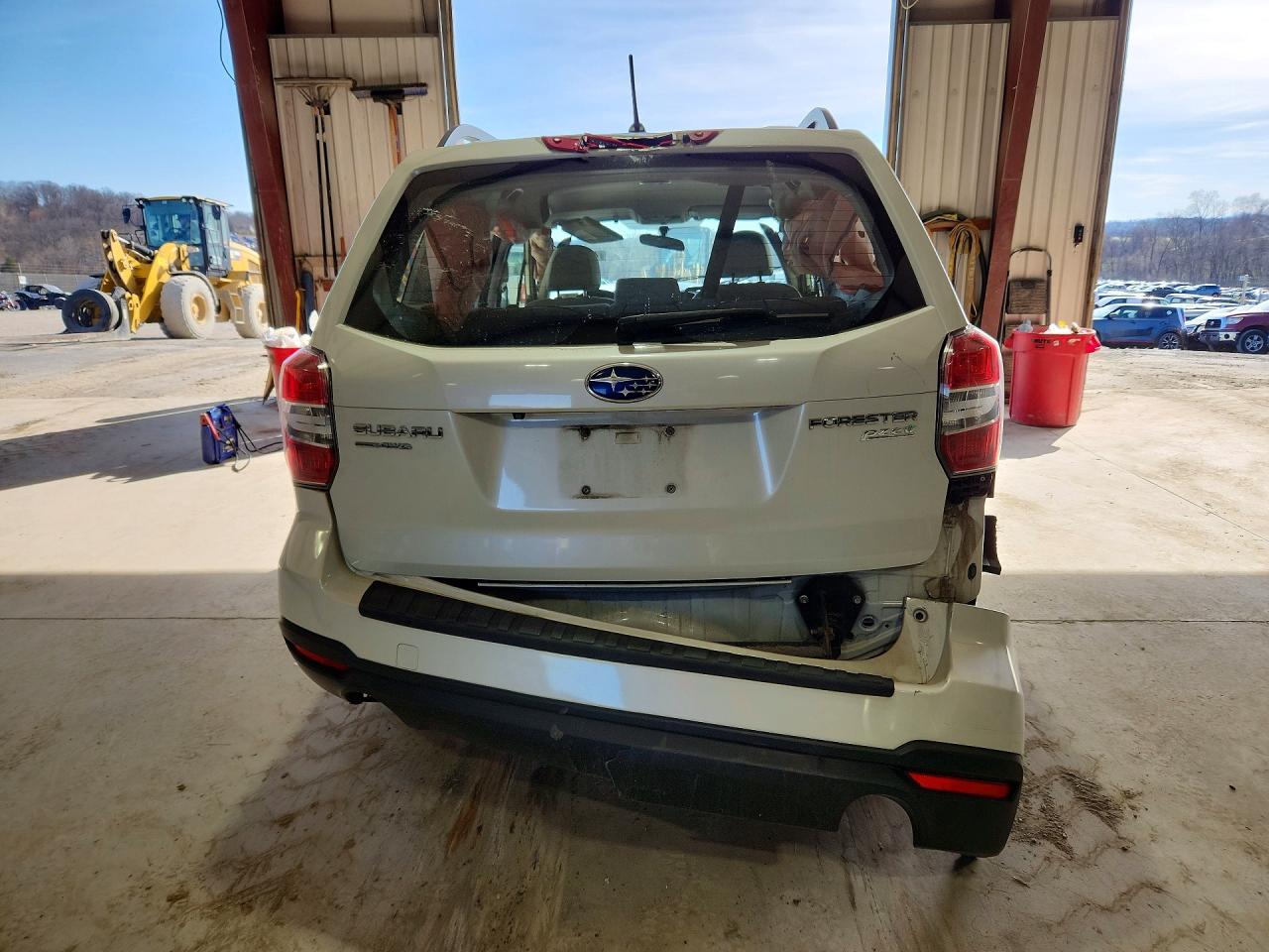 SUBARU FORESTER 2015 — 7
