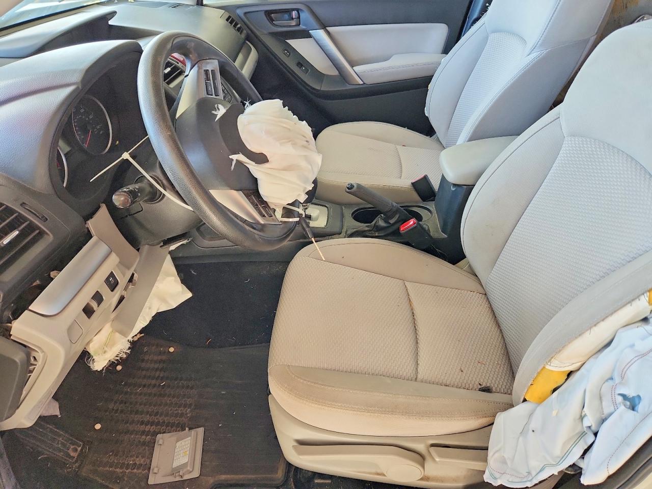 SUBARU FORESTER 2015 — 8