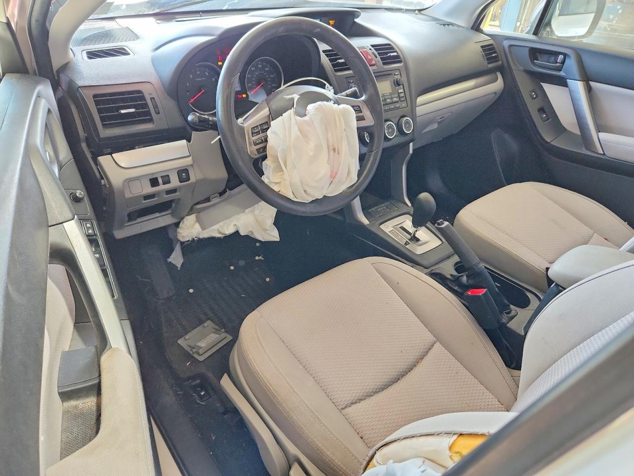 SUBARU FORESTER 2015 — 9
