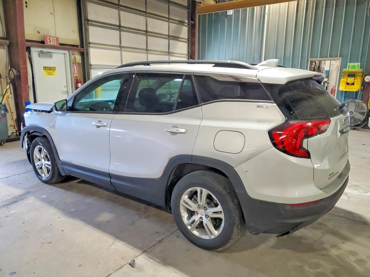 GMC TERRAIN 2019 — 3