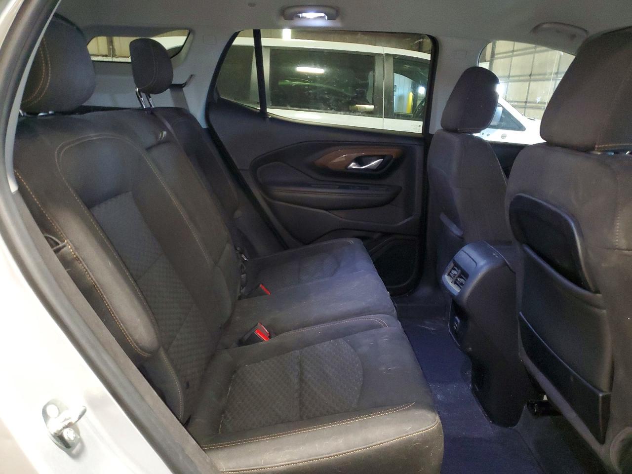 GMC TERRAIN 2019 — 12