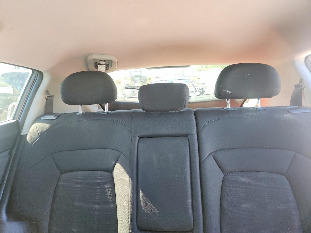 KIA SPORTAGE 2011 — 11