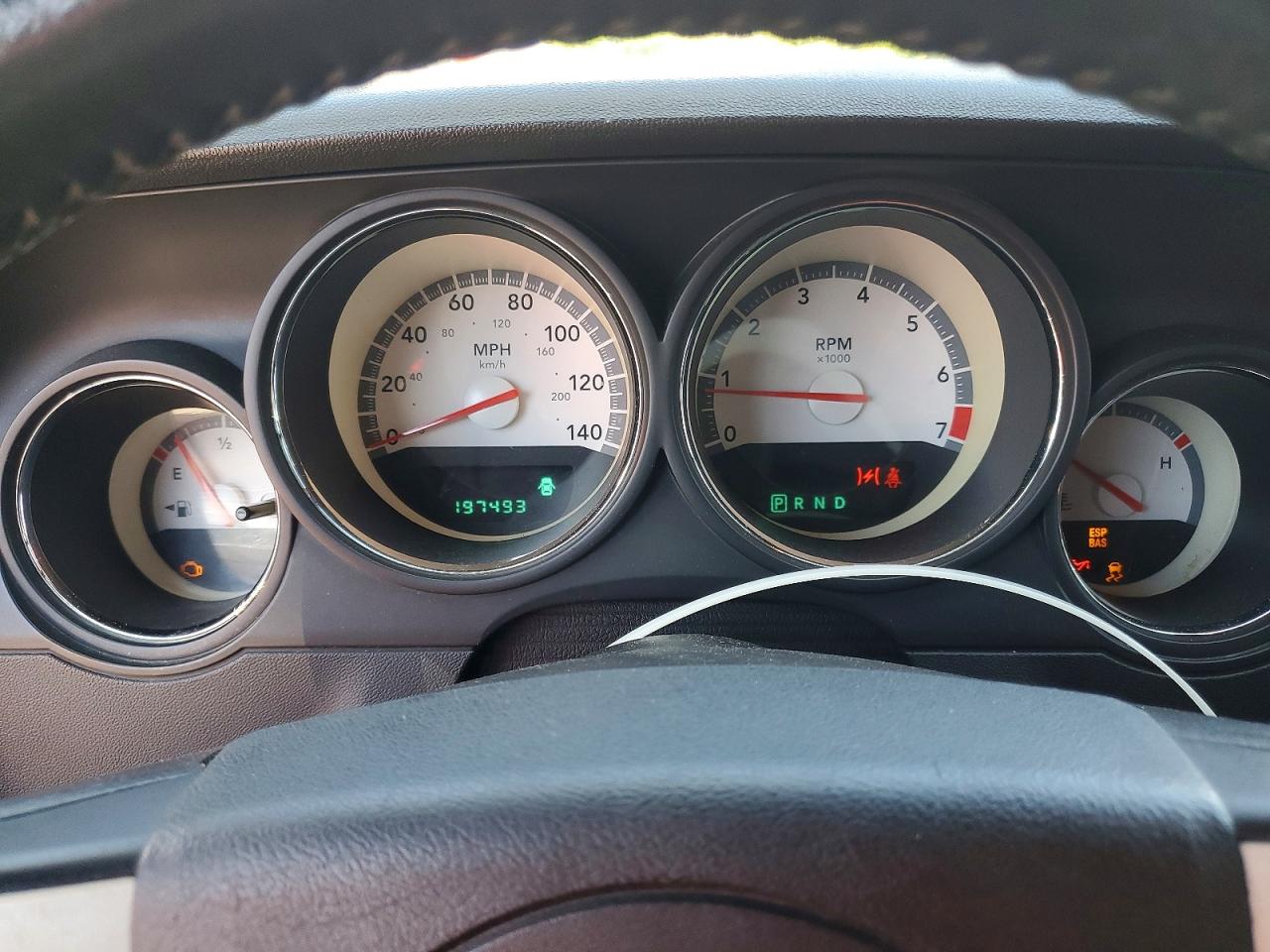 DODGE CHALLENGER 2010 — 10