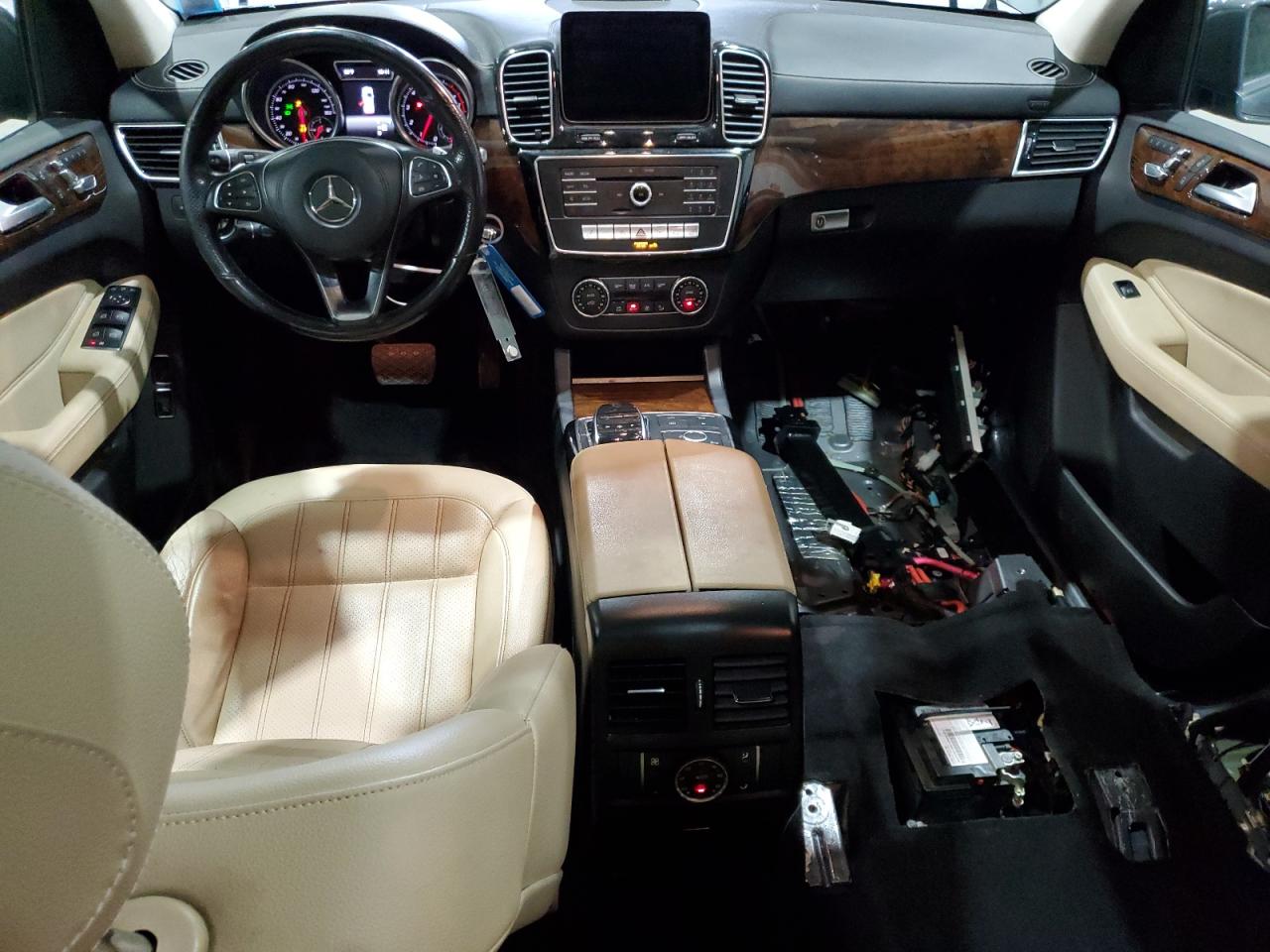 MERCEDES-BENZ GLS 2018 — 9