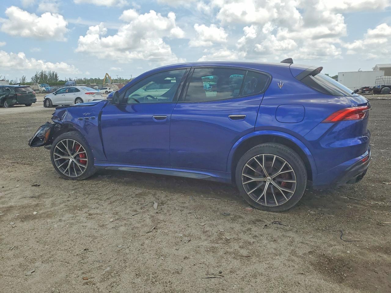 MASERATI GRECALE 2023 — 3