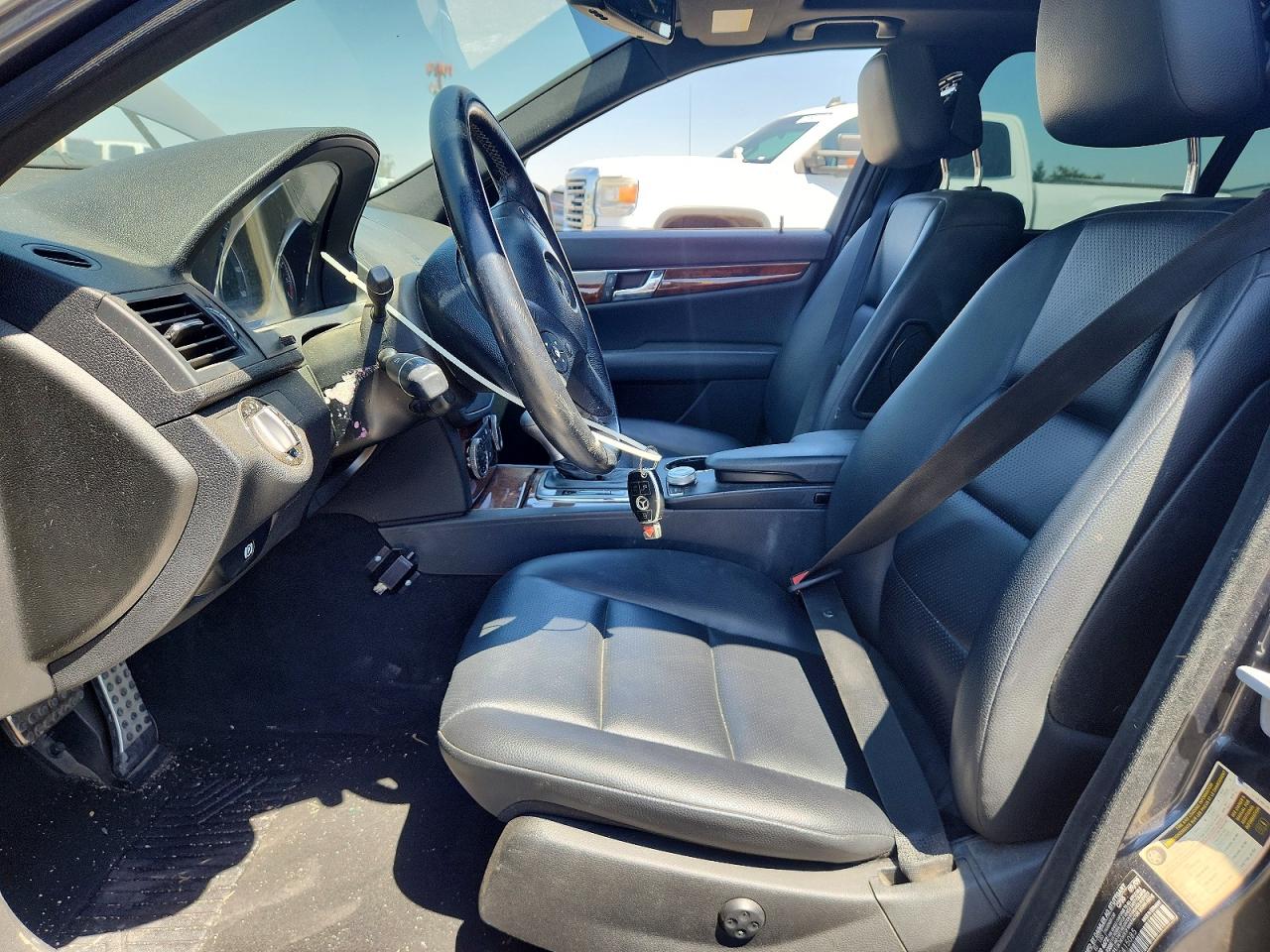 MERCEDES-BENZ C-CLASS C300 4MATIC 2010 — 8