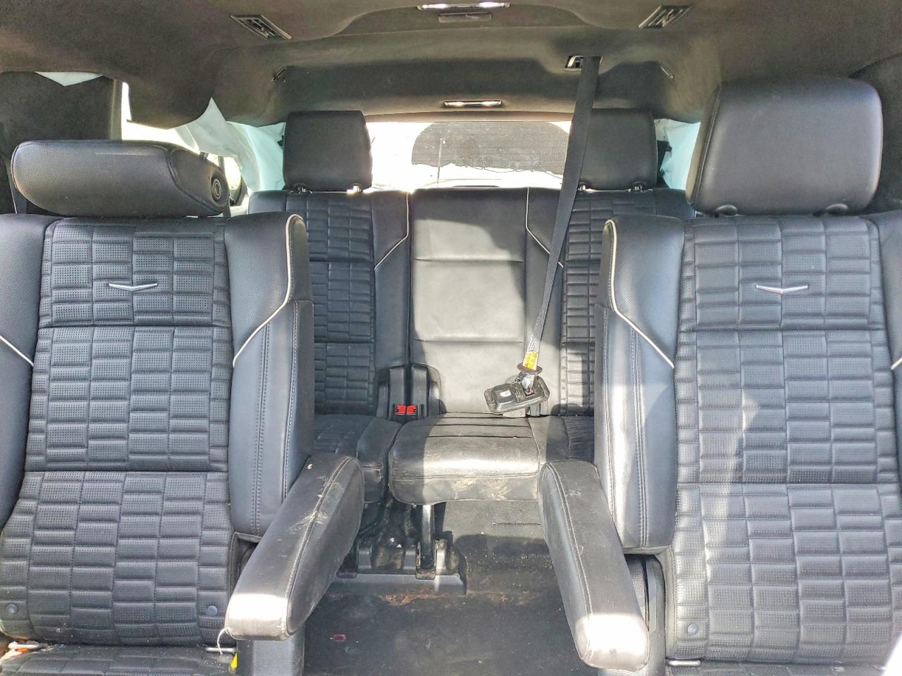 CADILLAC ESCALADE 2021 — 11