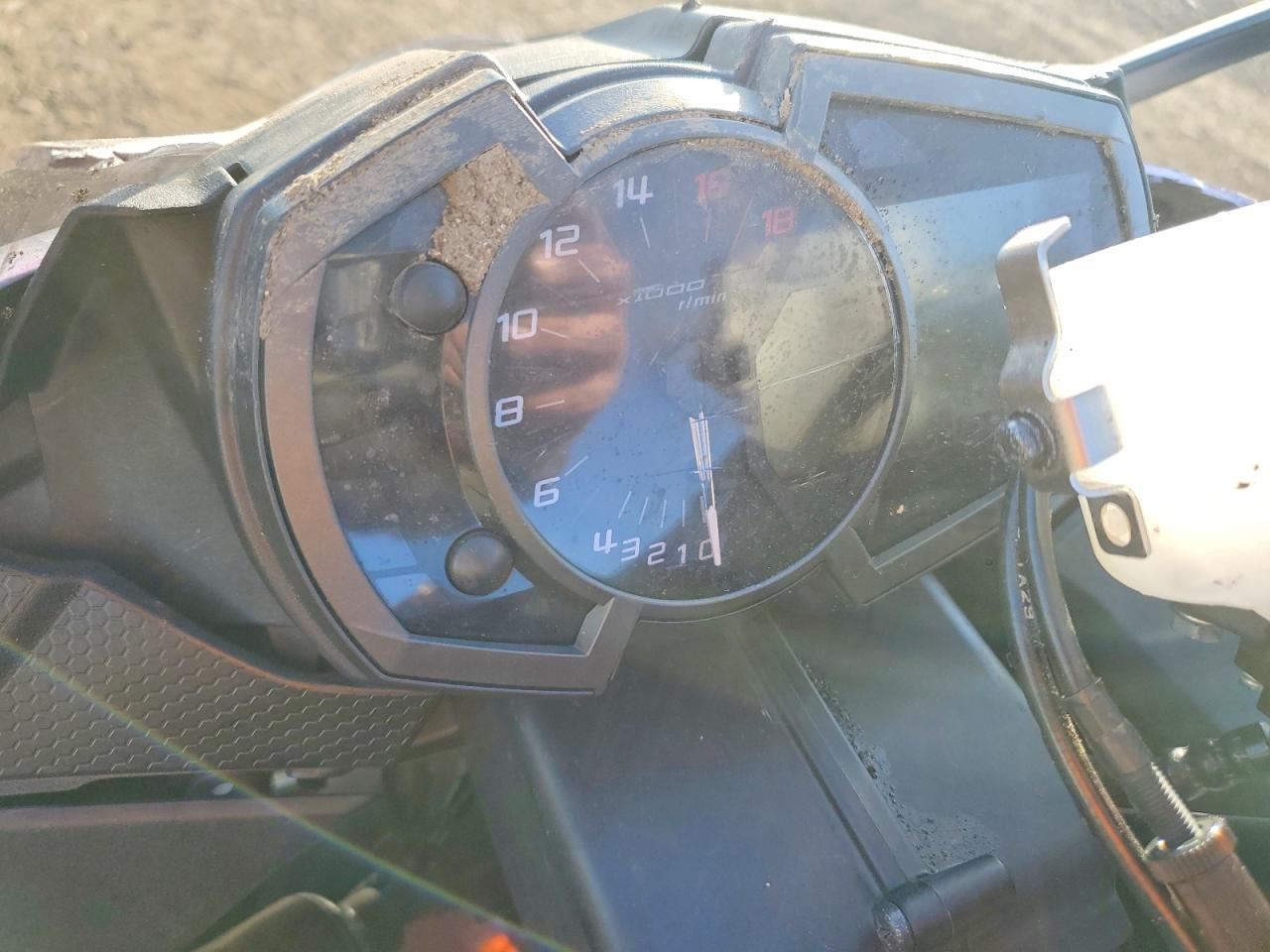KAWASAKI ZX636 2021 — 8