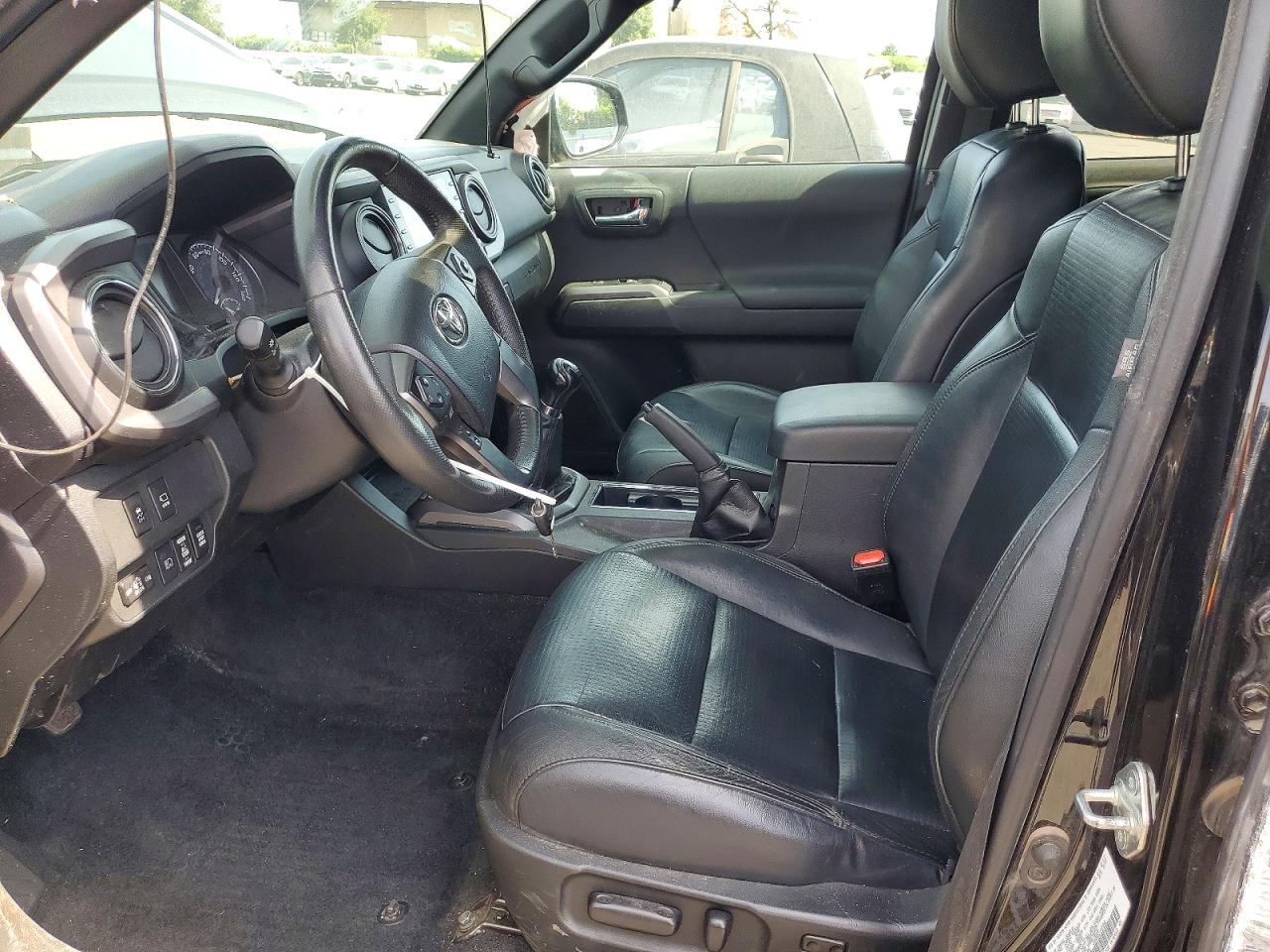 TOYOTA TACOMA 2021 — 8