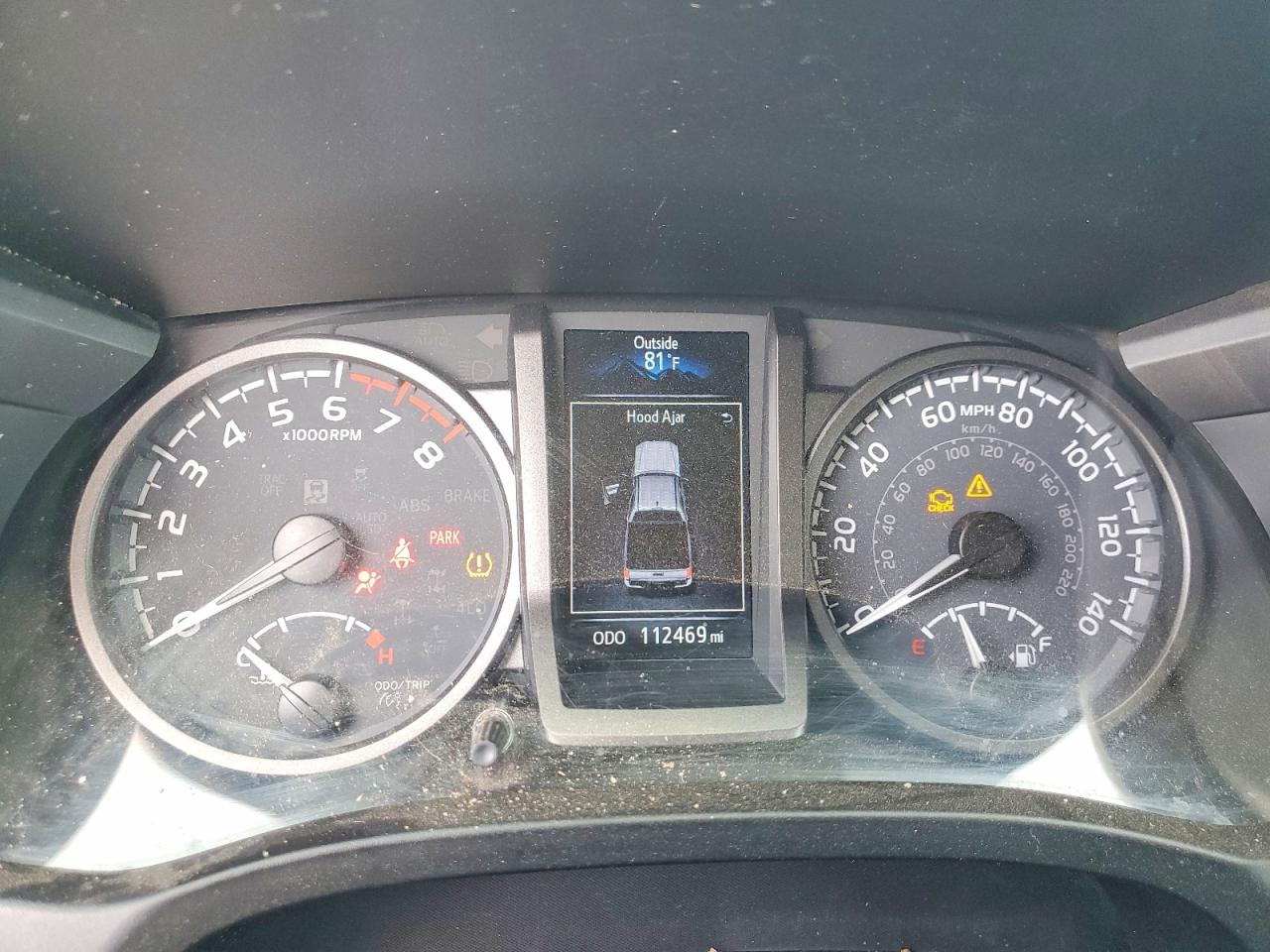 TOYOTA TACOMA 2021 — 10