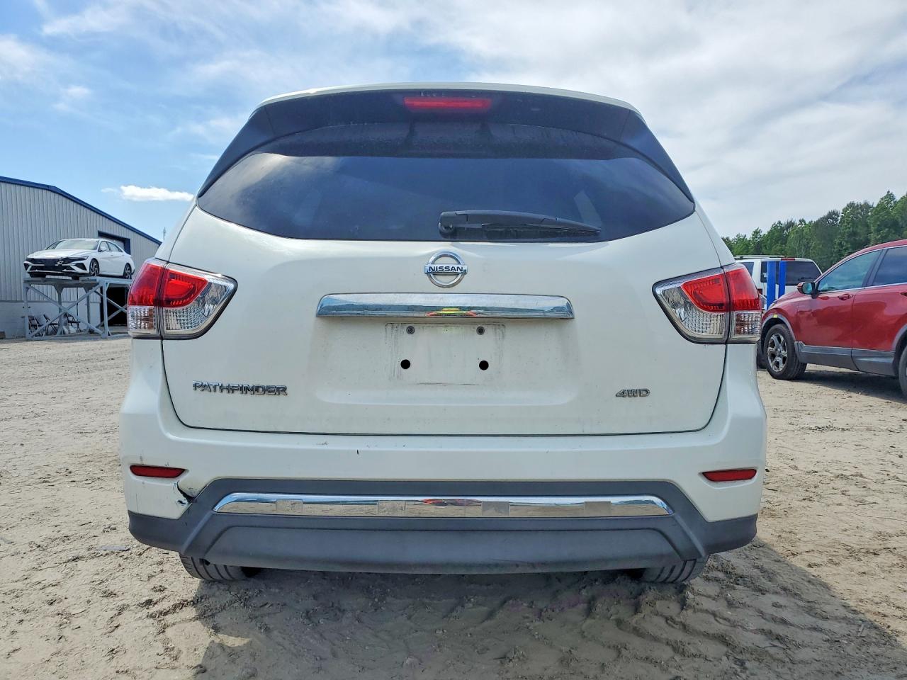 NISSAN PATHFINDER 2014 — 7