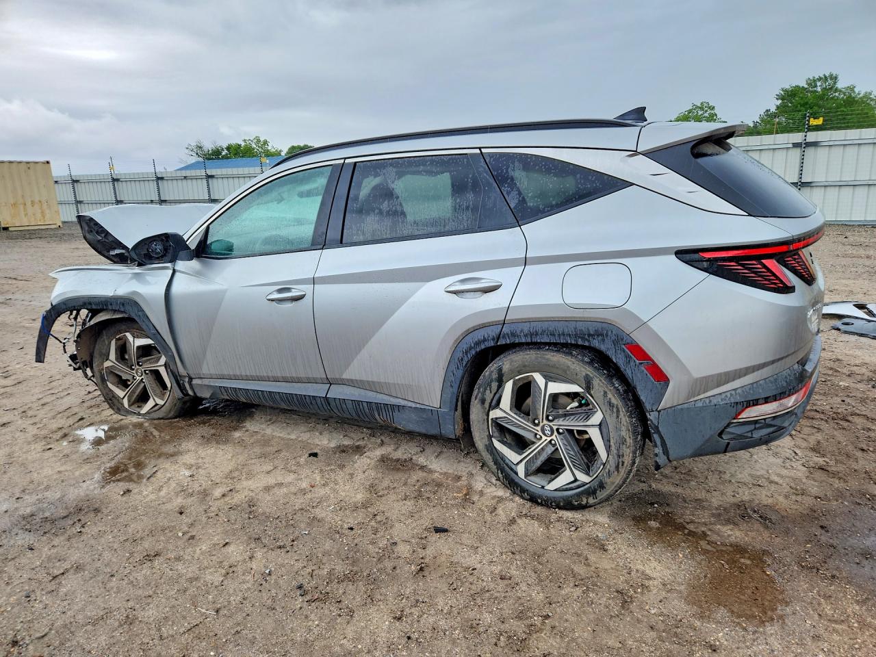 HYUNDAI TUCSON 2023 — 3