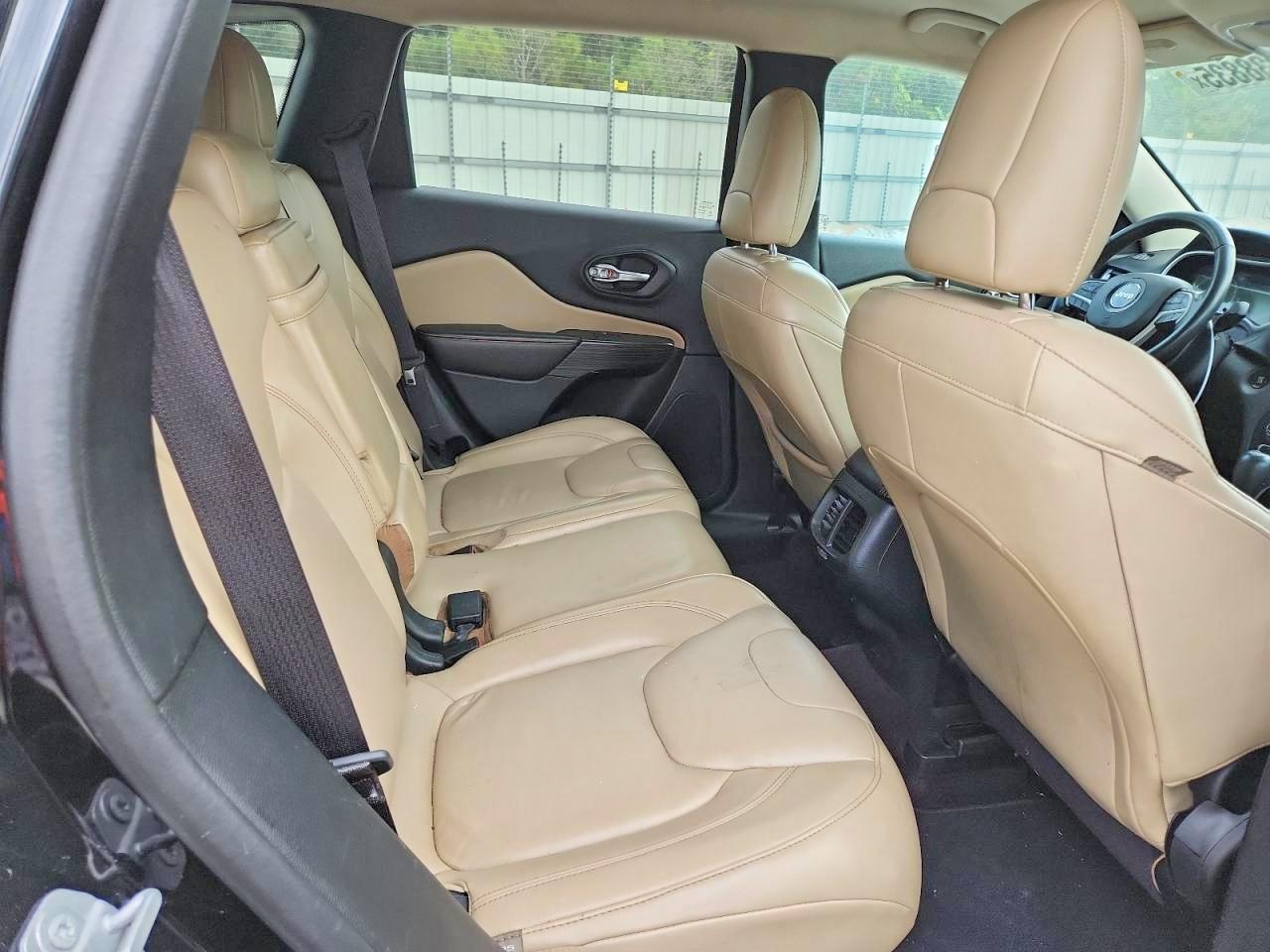 JEEP CHEROKEE 2016 — 12