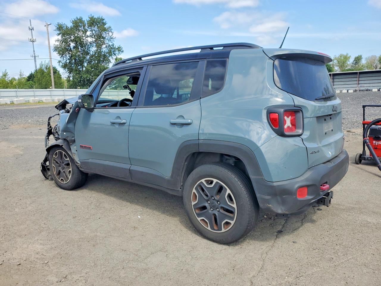 JEEP RENEGADE 2017 — 3