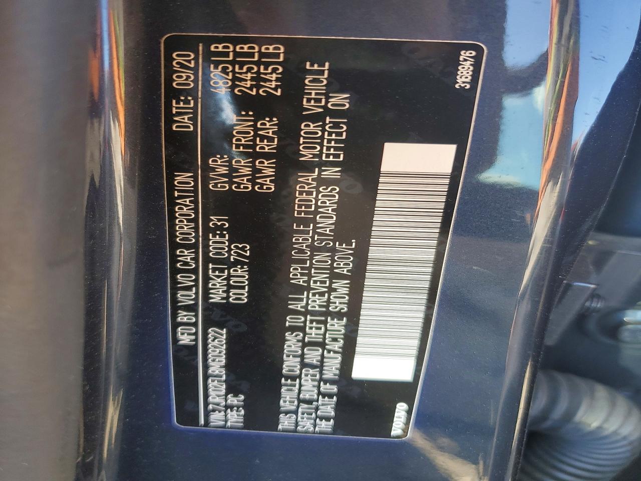 VOLVO S60 2021 — 13