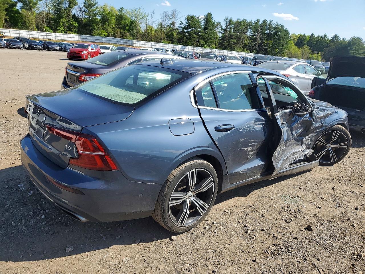 VOLVO S60 2021 — 4