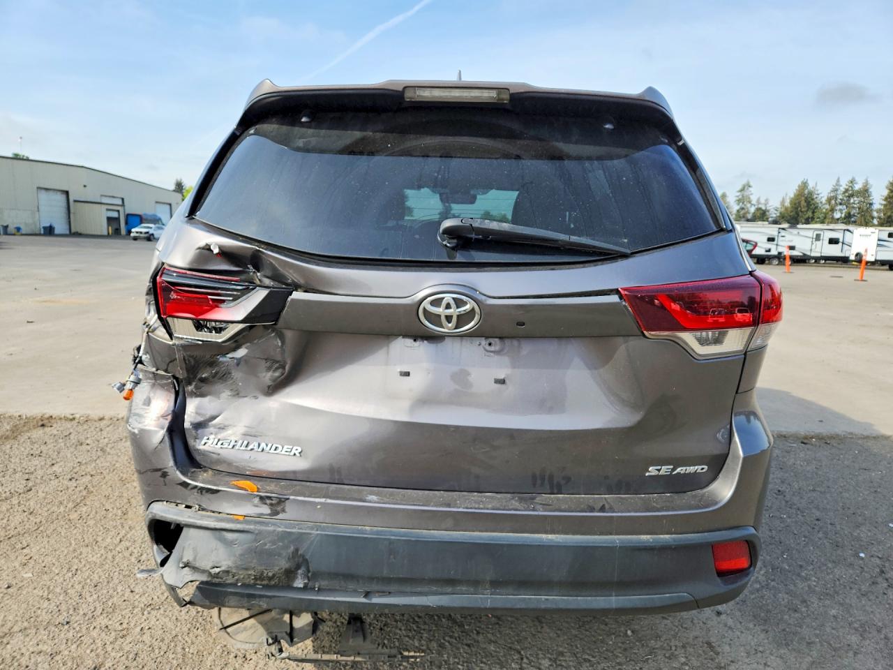 TOYOTA HIGHLANDER 2019 — 7