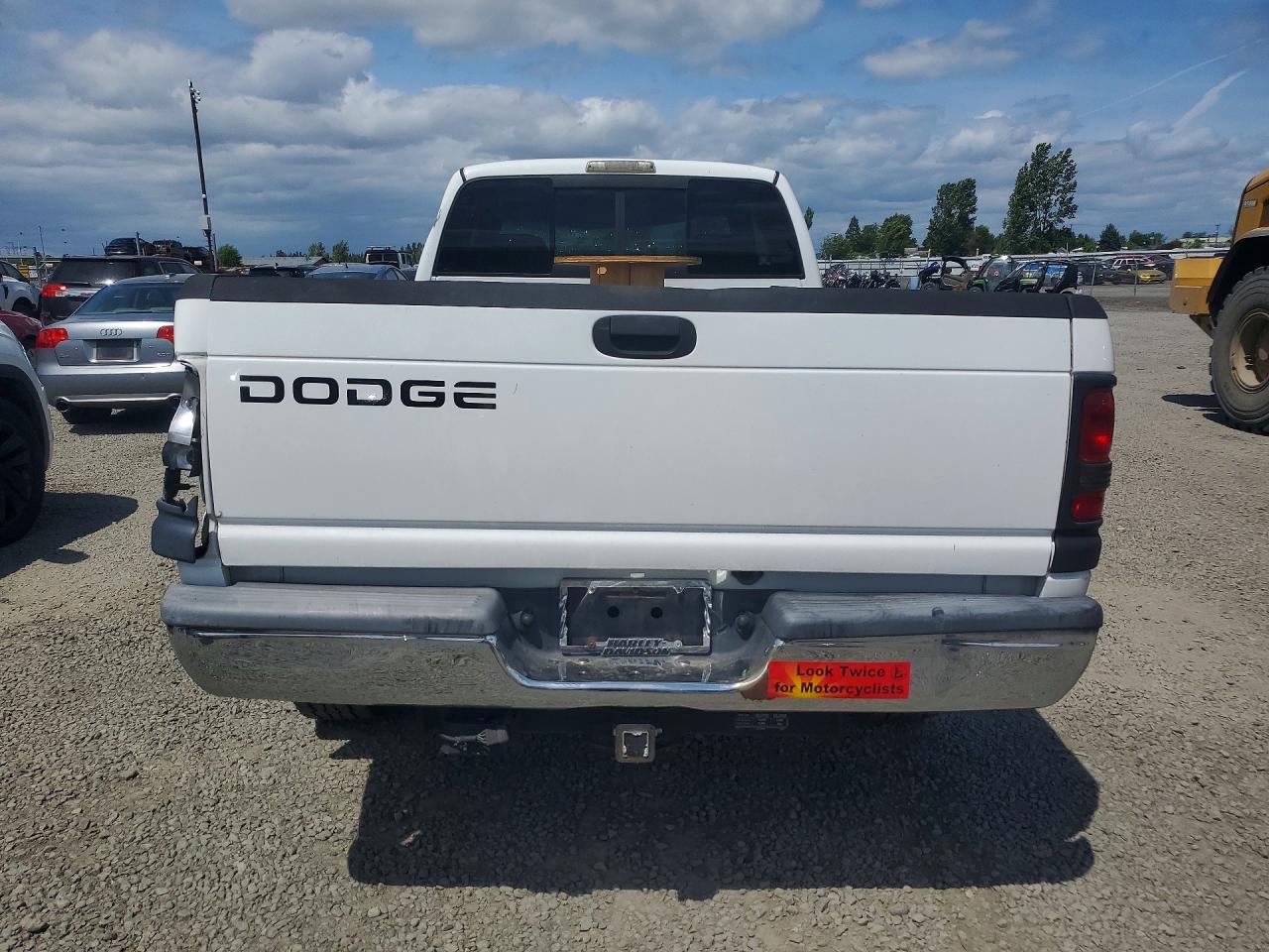 DODGE RAM 2500 2001 — 7