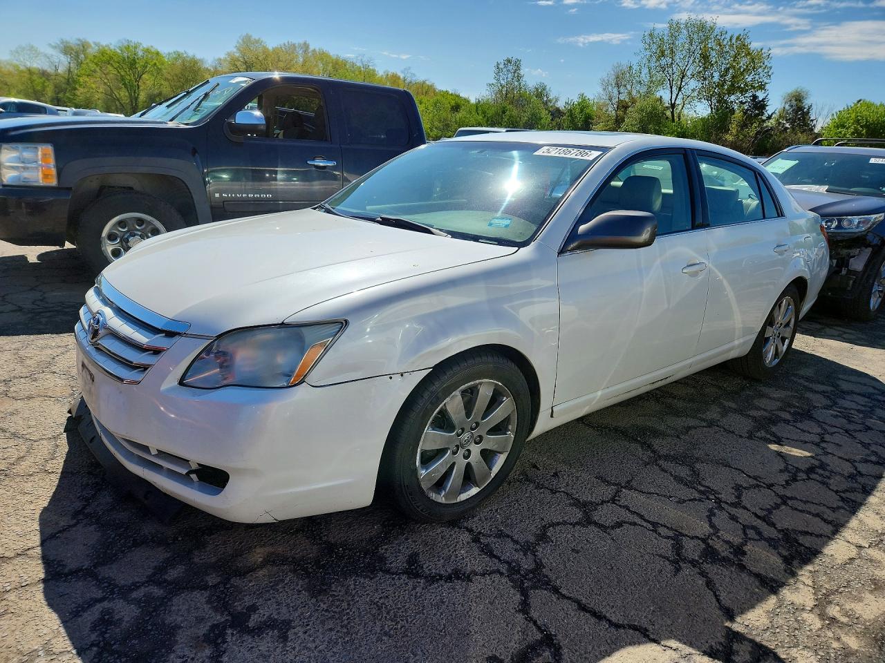 TOYOTA AVALON 2005 — 2