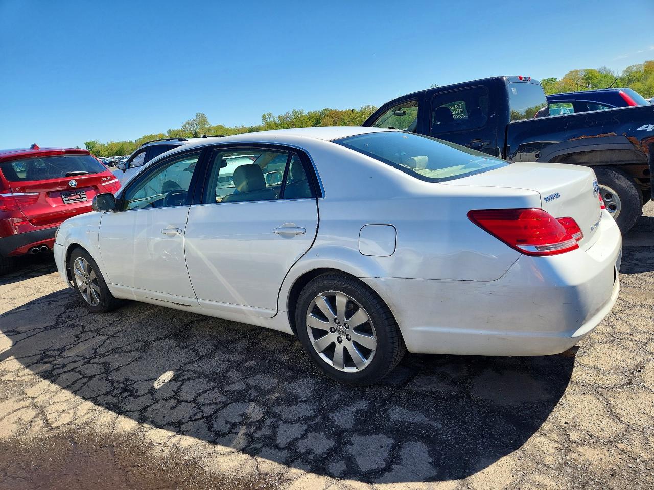 TOYOTA AVALON 2005 — 3