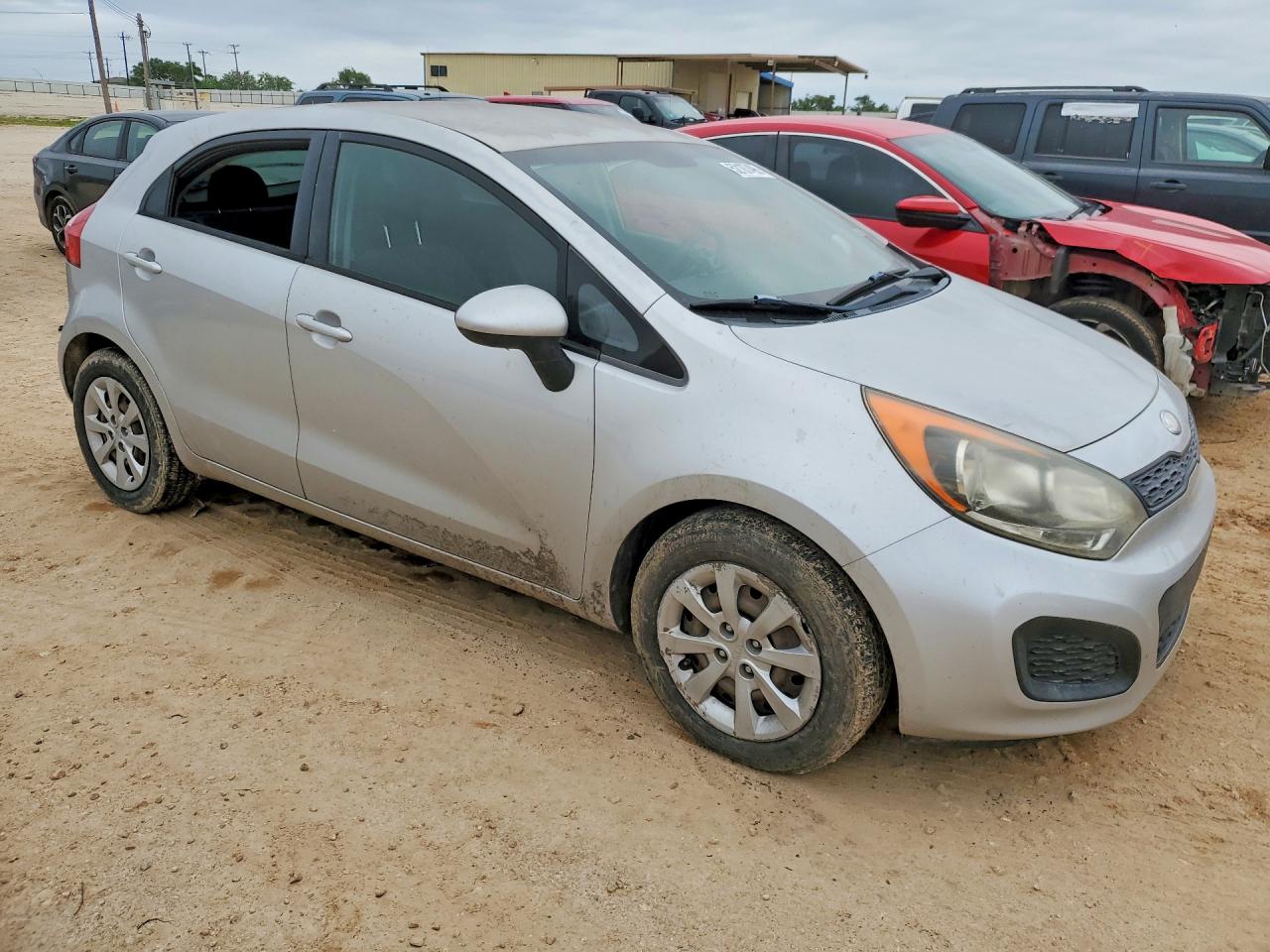 KIA RIO 2013 — 5