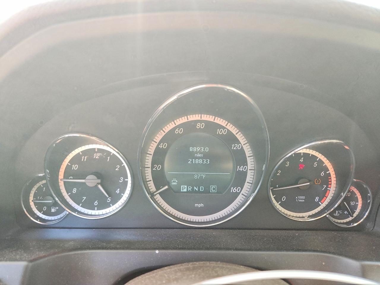 MERCEDES-BENZ E 2011 — 10