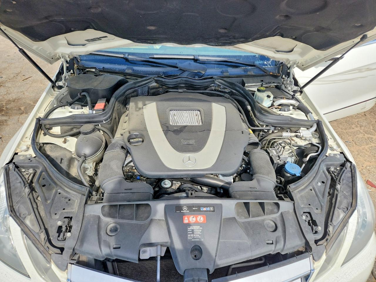 MERCEDES-BENZ E 2011 — 12