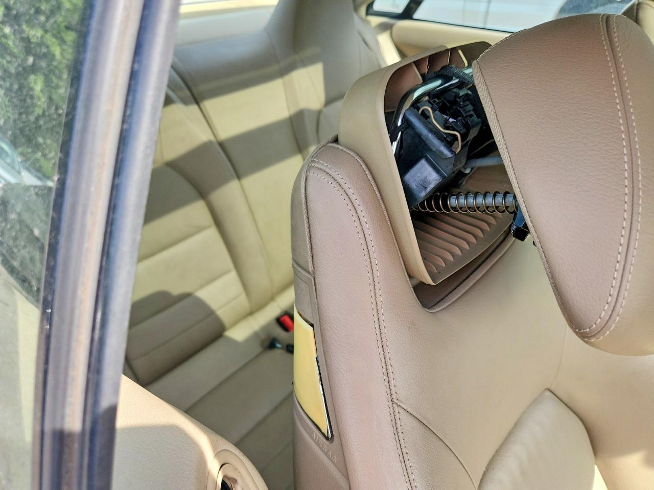 MERCEDES-BENZ E 2011 — 11