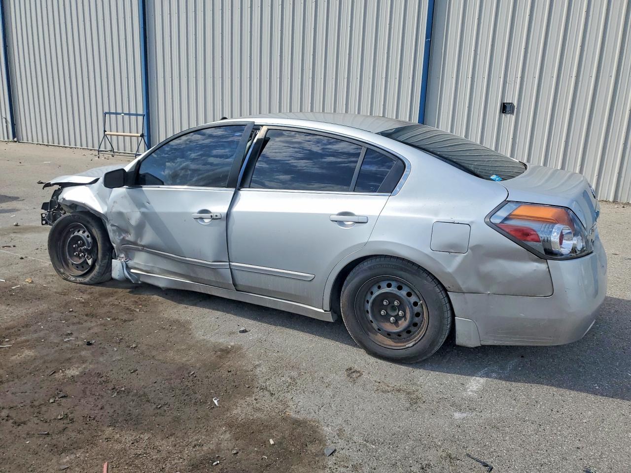 NISSAN ALTIMA 2010 — 3