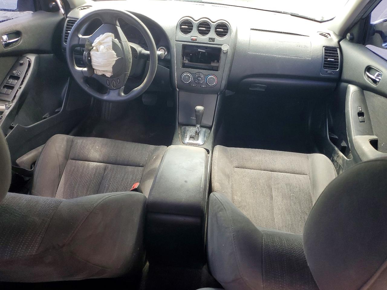 NISSAN ALTIMA 2010 — 9