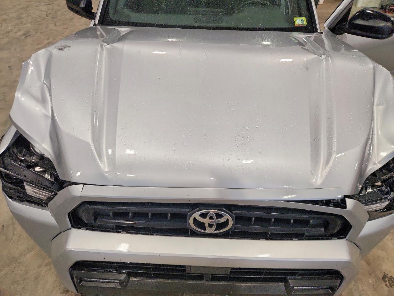TOYOTA 4RUNNER 2025 — 13