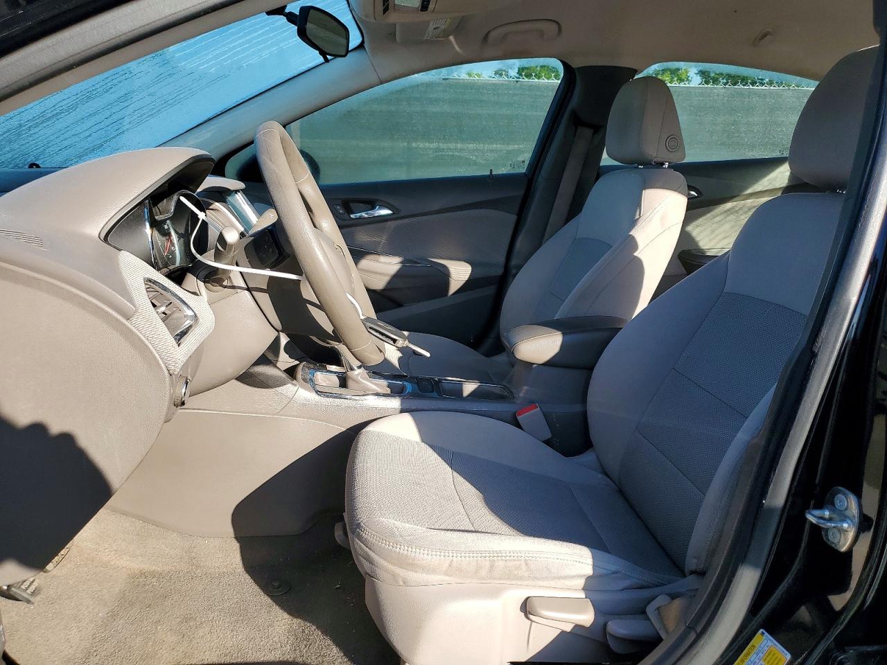 CHEVROLET CRUZE 2018 — 8