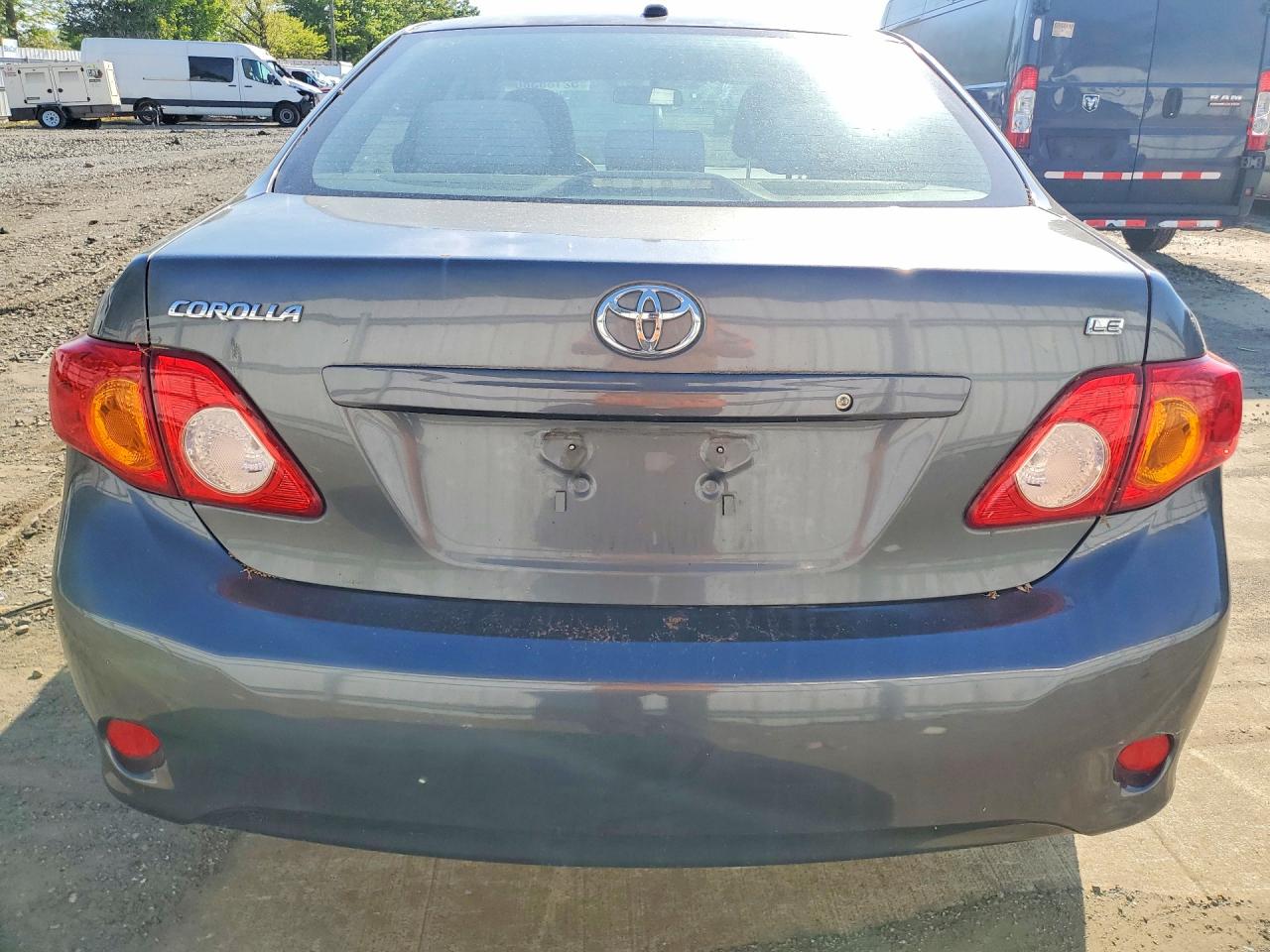 TOYOTA COROLLA 2010 — 7