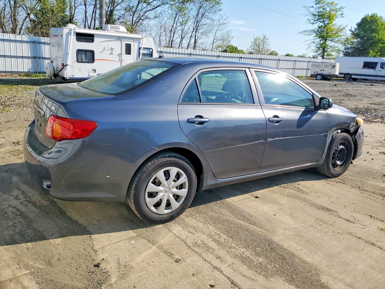 TOYOTA COROLLA 2010 — 4