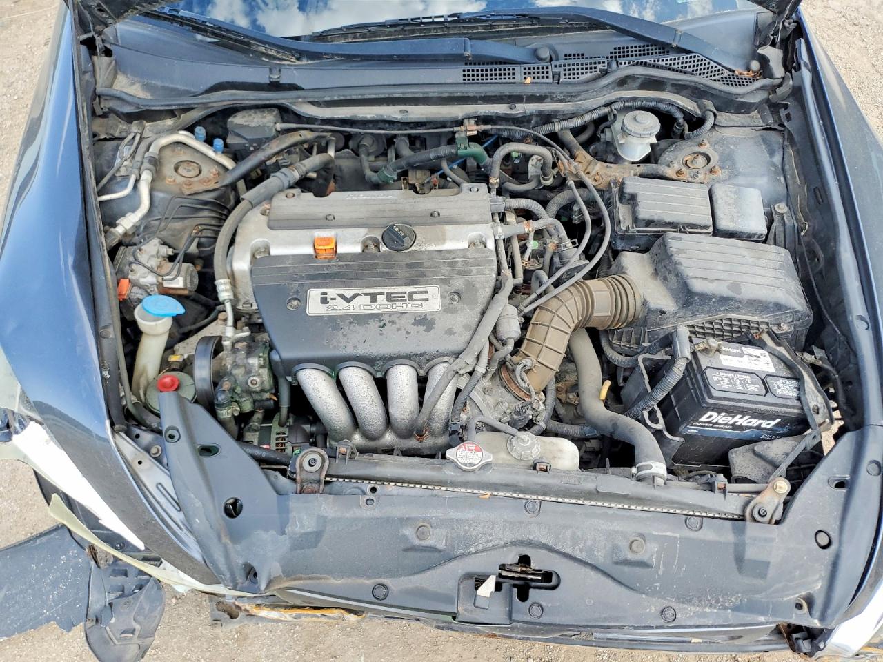 HONDA ACCORD 2004 — 12